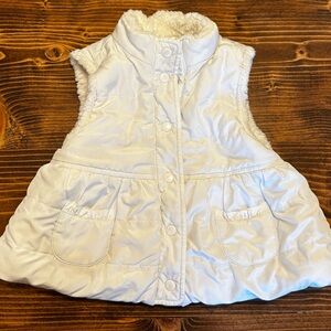 Janie and Jack White Vest with Pockets faux fur lining 12-24 months